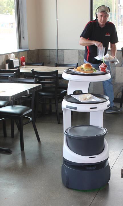 Restaurant robot 5.jpg